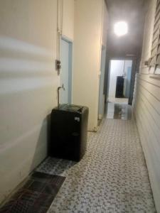 Kampung-style Guest House in Kota Bharu for 4 pax