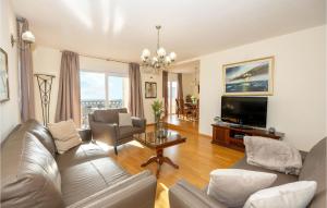 Cozy Home In Makarska With Sauna 