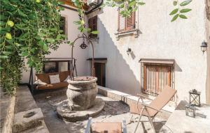 2 Bedroom Beautiful Home In Vodnjan 