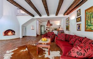 2 Bedroom Nice Home In Trstenik 