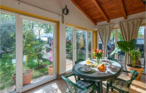 1 Bedroom Stunning Home In Marcana 