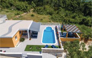 Three-Bedroom Holiday Home In Ston