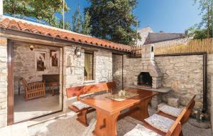 2 Bedroom Beautiful Home In Vodnjan