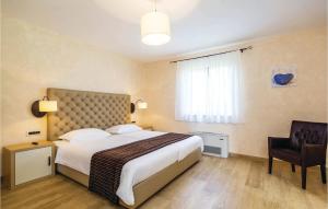 4 Bedroom Beautiful Home In Turcic 