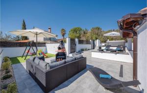 Stunning Home In Labin With Jacuzzi 