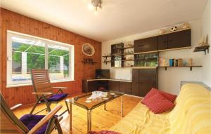 Two-Bedroom Apartment In Racisce