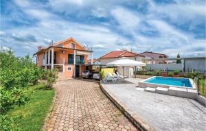 1 Bedroom Stunning Apartment In Kastel 
