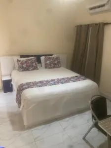 Hotel Residence Ami Bamba - Malikounda Sas