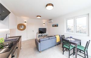 Nice Apartment In Kastel Novi With Wifi