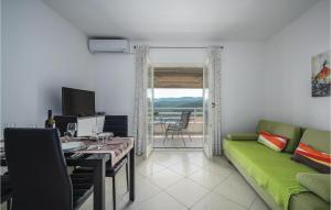 Nice Apartment In Rabac With Kitchen 