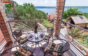 1 Bedroom Cozy Apartment In Krusevo 