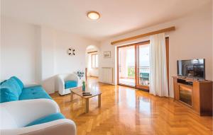 Amazing Apartment In Rabac With Kitchen 