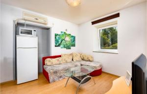 Gorgeous Home In Krk With House A Panoramic View 