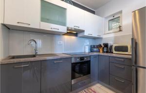 Apartment Jesenice With Sea View I