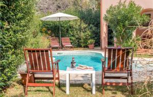 Amazing Apartment In Pula With Jacuzzi 