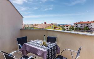 Gorgeous Apartment In Vodnjan With Kitchen 