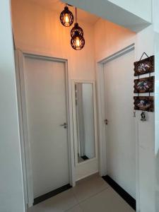 Casa em Condomínio com Piscina Individual e privativa