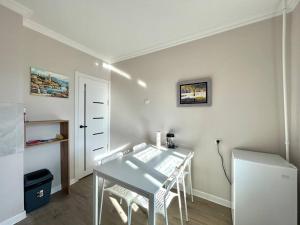 Urban Suites Unique 2-Bedroom Apartment