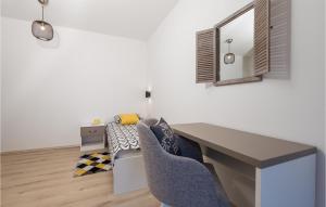 Amazing Apartment In Lovran With Wifi