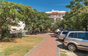 Two-Bedroom Apartment In Srima