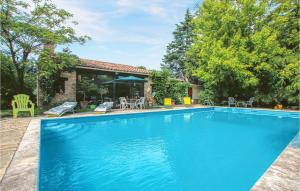 Beautiful Home In Carpentras