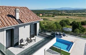 Stunning Home In Obrovac Sinjski