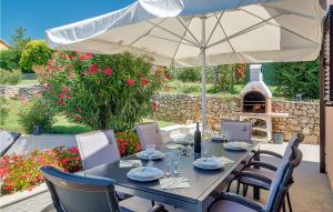 3 Bedroom Nice Home In Labin 