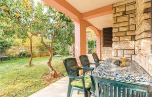 1 Bedroom Lovely Apartment In Pula