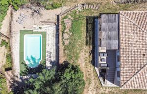 Maisons de vacances Stunning Home In Bordezac With Wifi : photos des chambres