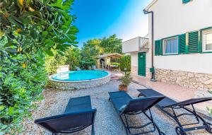 Amazing Apartment In Jadrija With Wifi