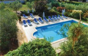 Nice Apartment In Basanija With Wifi