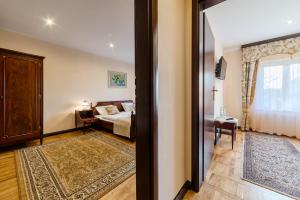 Studio with Garden View room in Pałac Kłanino