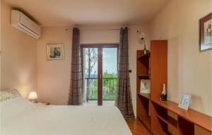 Awesome Apartment In Crikvenica With Wifi 
