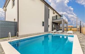 Cozy Home In Pula With Wifi