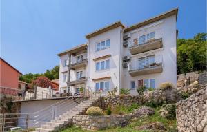 Stunning Apartment In Moscenicka Draga