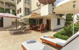 Holiday Home Okrug Donji Osoje