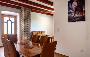 5 Bedroom Gorgeous Home In Viganj