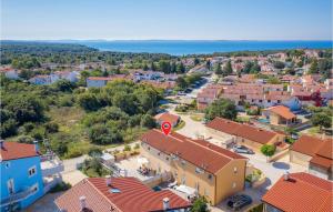 Four-Bedroom Holiday Home In Vodnjan