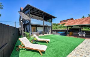 Awesome Home In Zagreb With Sauna