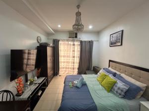 Trillium Studio Condo 8F Pet Friendly with 1Bed Plus 2SofaBeds and Balcony Near Ayala Center Cebu Mall