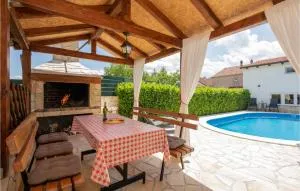 Two-Bedroom Holiday Home In Imotski - Kamenmost