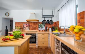 Stunning Home In Bicici With Sauna