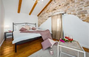 Stunning Home In Bicici With Sauna