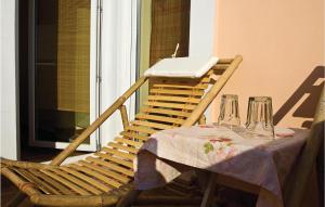 3 Bedroom Nice Apartment In Pula