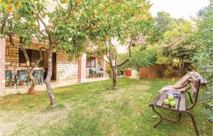 1 Bedroom Lovely Apartment In Pula 
