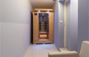 Pet Friendly Apartment In Dramalj With Sauna 