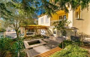 1 Bedroom Nice Apartment In Krk 