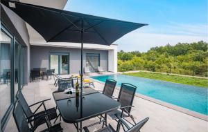 Awesome Home In Zminj With Wifi