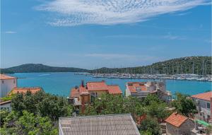 2 Bedroom Lovely Apartment In Rogoznica