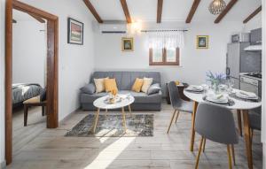 Awesome Home In Rovinj With Kitchen